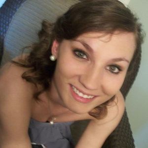 Meet your Posher, Alicia